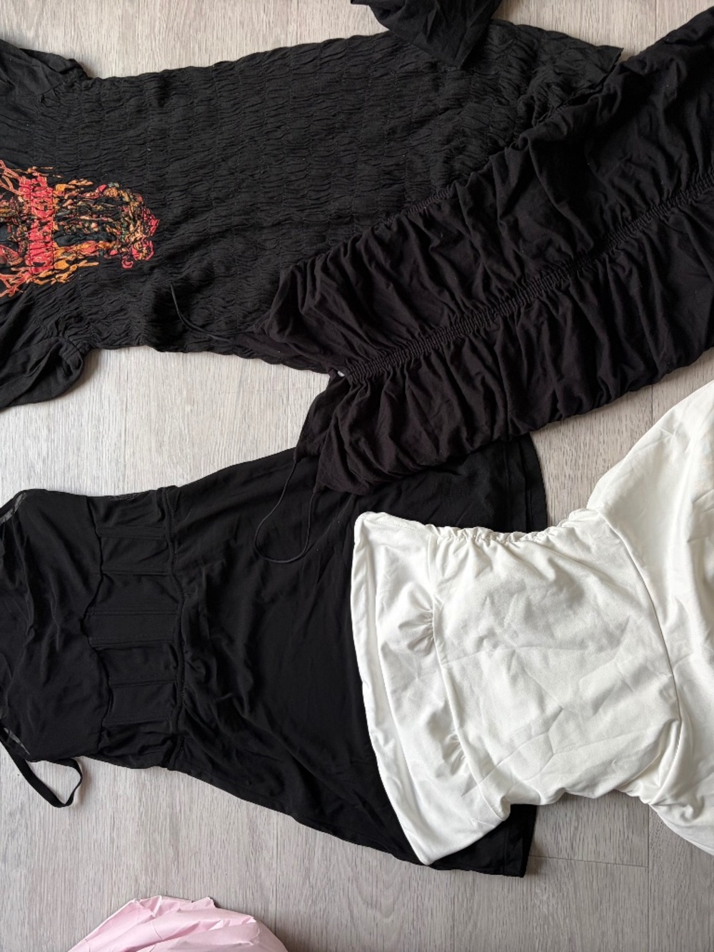 Bundle of dresses xs-s